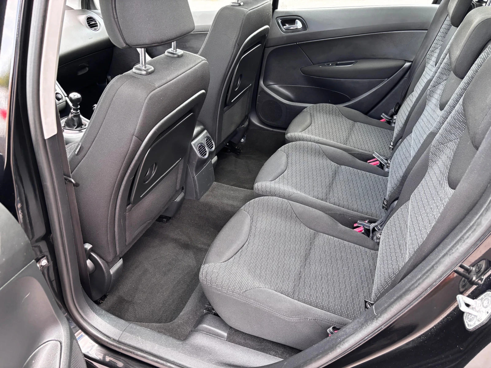 Peugeot 308 1.6HDI , снимка 15 - Автомобили и джипове - 55903423