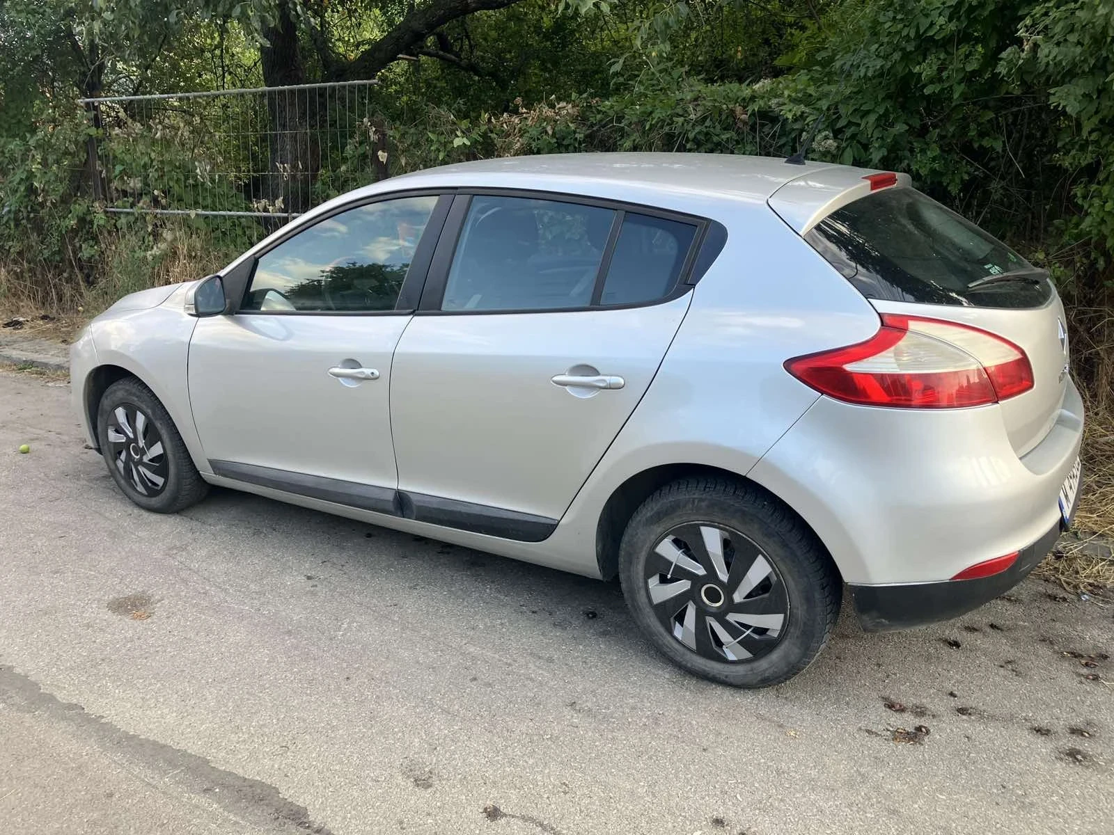 Renault Megane 1.5/90к.с., снимка 2 - Автомобили и джипове - 55994630