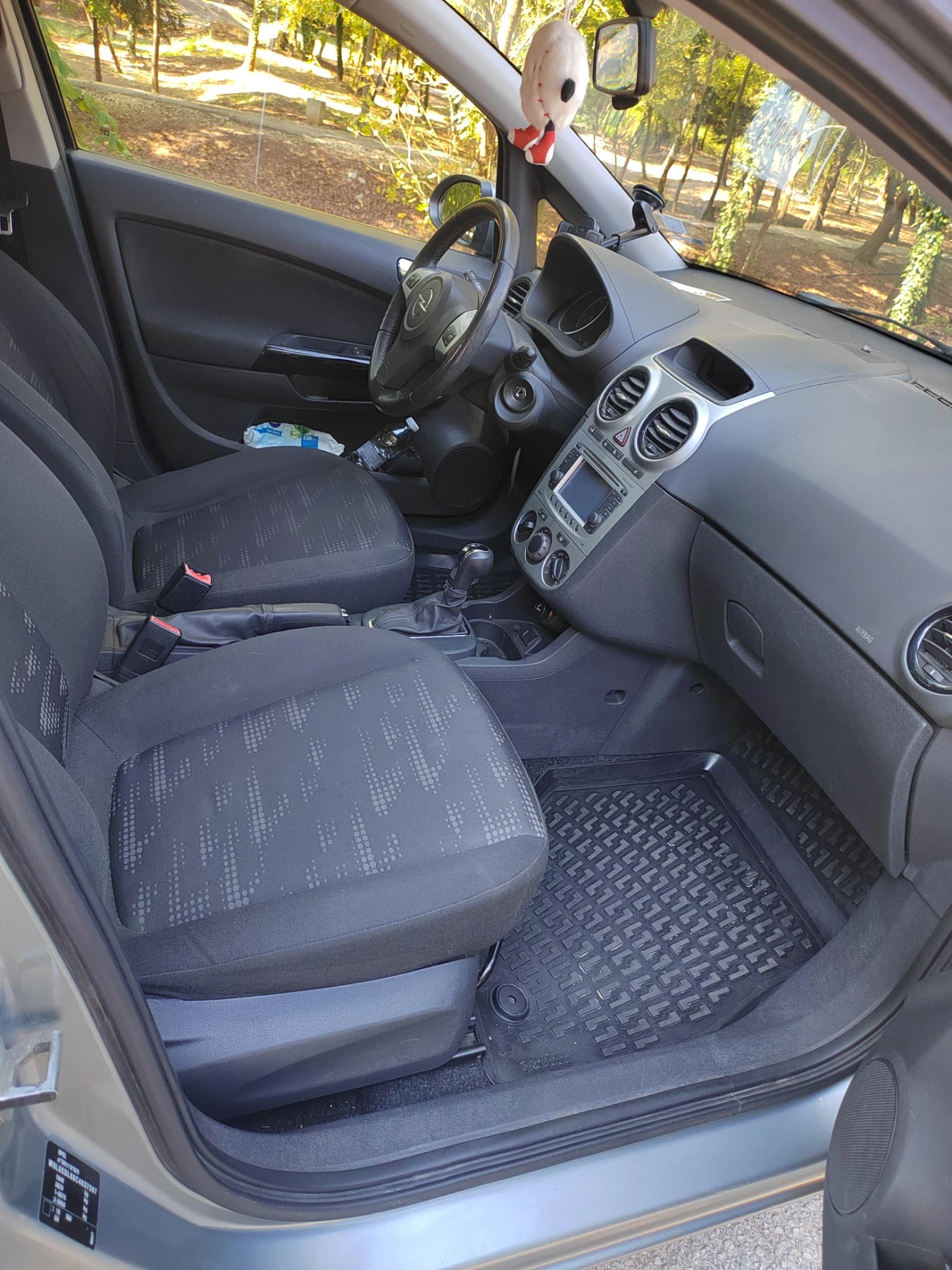 Opel Corsa, снимка 10 - Автомобили и джипове - 56150540