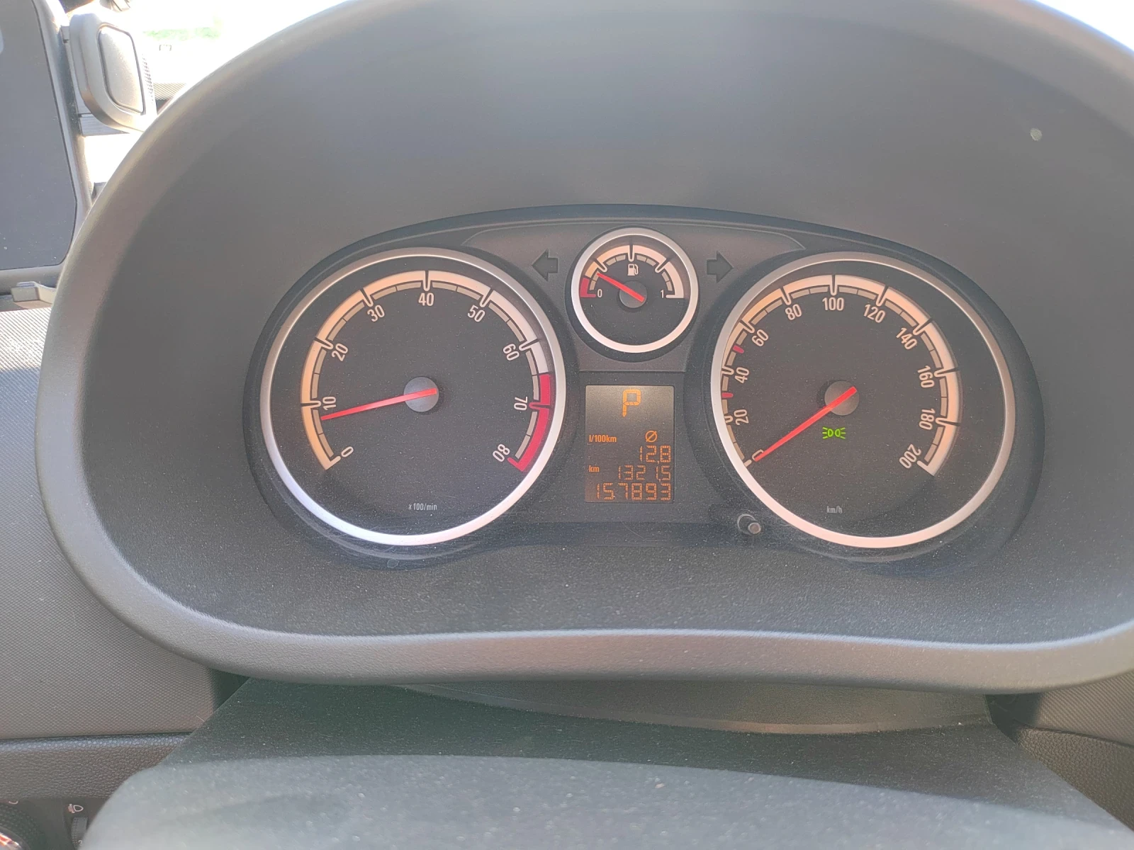 Opel Corsa, снимка 15 - Автомобили и джипове - 56150540