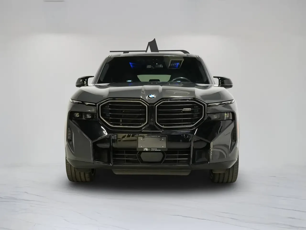BMW XM, снимка 6 - Автомобили и джипове - 56227556