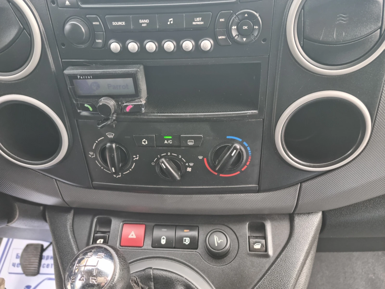 Peugeot Partner 1.6 HDI, снимка 10 - Автомобили и джипове - 56645283