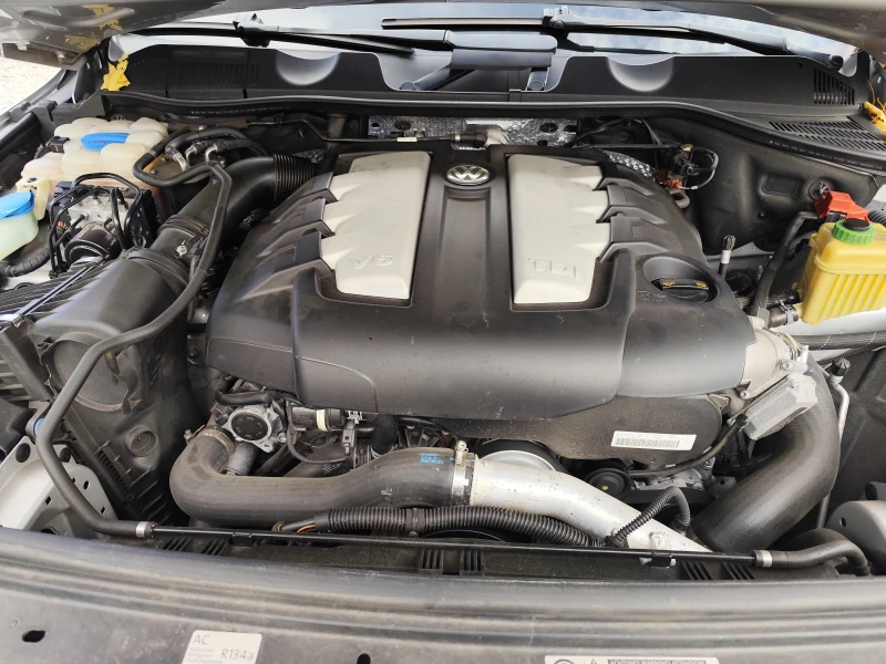 VW Touareg 3.0TDI* 4X4* BLUEMOTION* LED/XENON* АВТОМАТИК* EU5, снимка 15 - Автомобили и джипове - 52210142