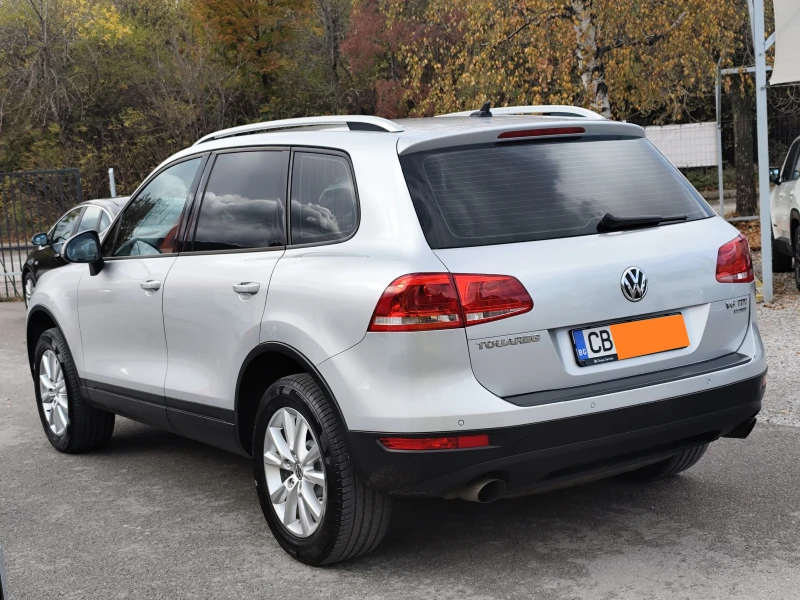 VW Touareg 3.0TDI* 4X4* BLUEMOTION* LED/XENON* АВТОМАТИК* EU5, снимка 6 - Автомобили и джипове - 52210142
