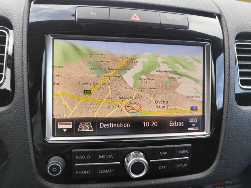 VW Touareg 3.0TDI* 4X4* BLUEMOTION* LED/XENON* АВТОМАТИК* EU5, снимка 10 - Автомобили и джипове - 52210142