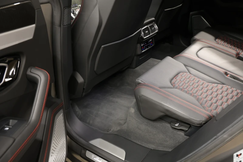 Lamborghini Urus Carbon Paket Ceramic, снимка 15 - Автомобили и джипове - 53160815