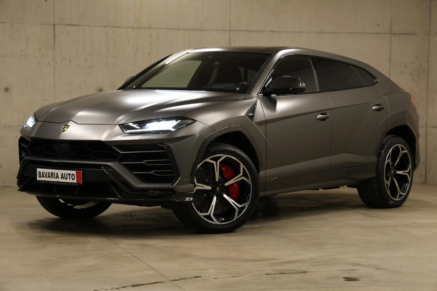 Lamborghini Urus Carbon Paket Ceramic, снимка 1
