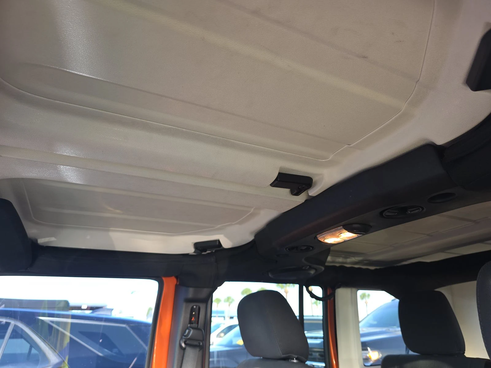 Jeep Wrangler UNLIMITED SAHARA*  * 3.8L | Mobile.bg   13