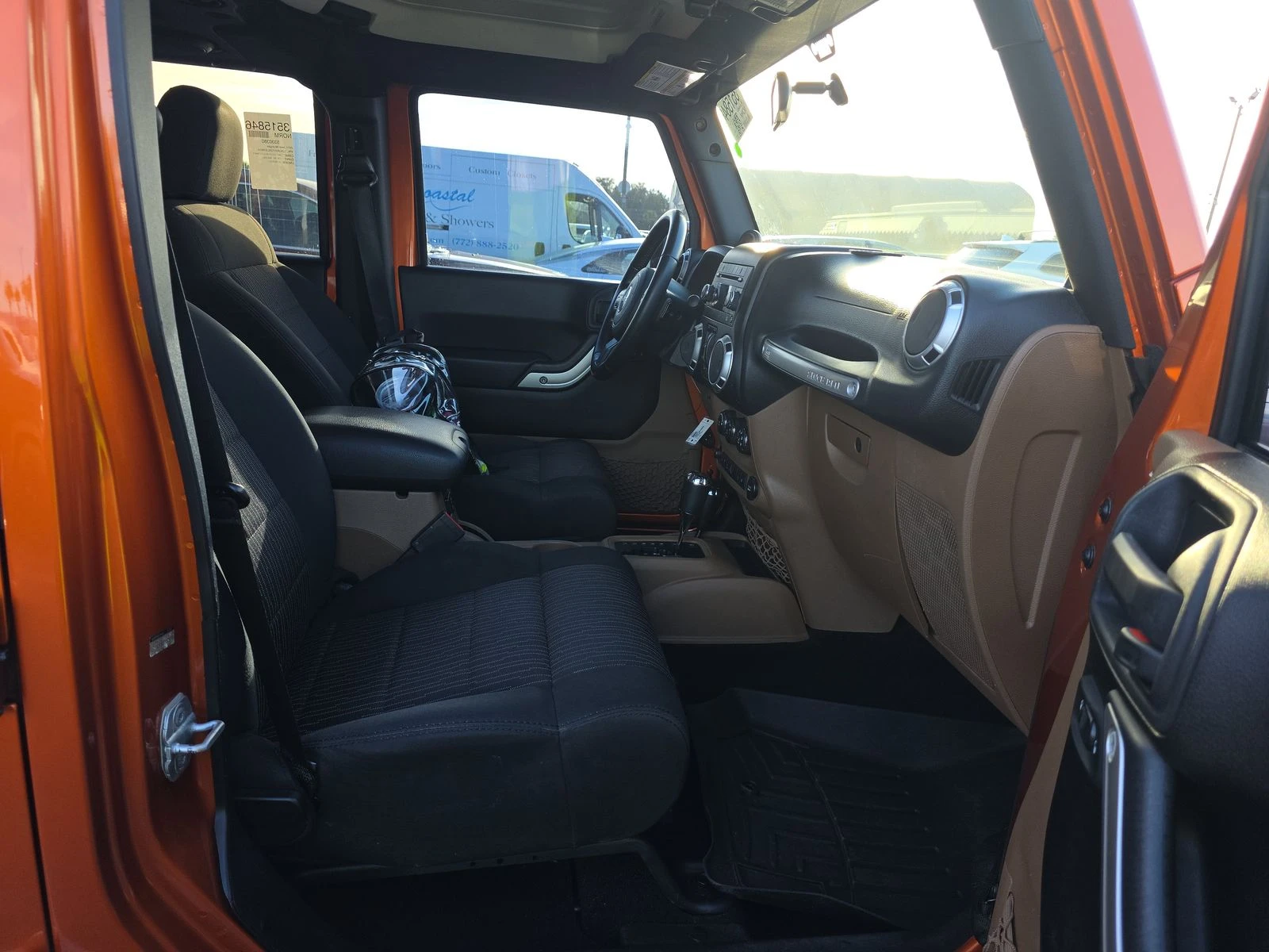 Jeep Wrangler UNLIMITED SAHARA*  * 3.8L | Mobile.bg   11