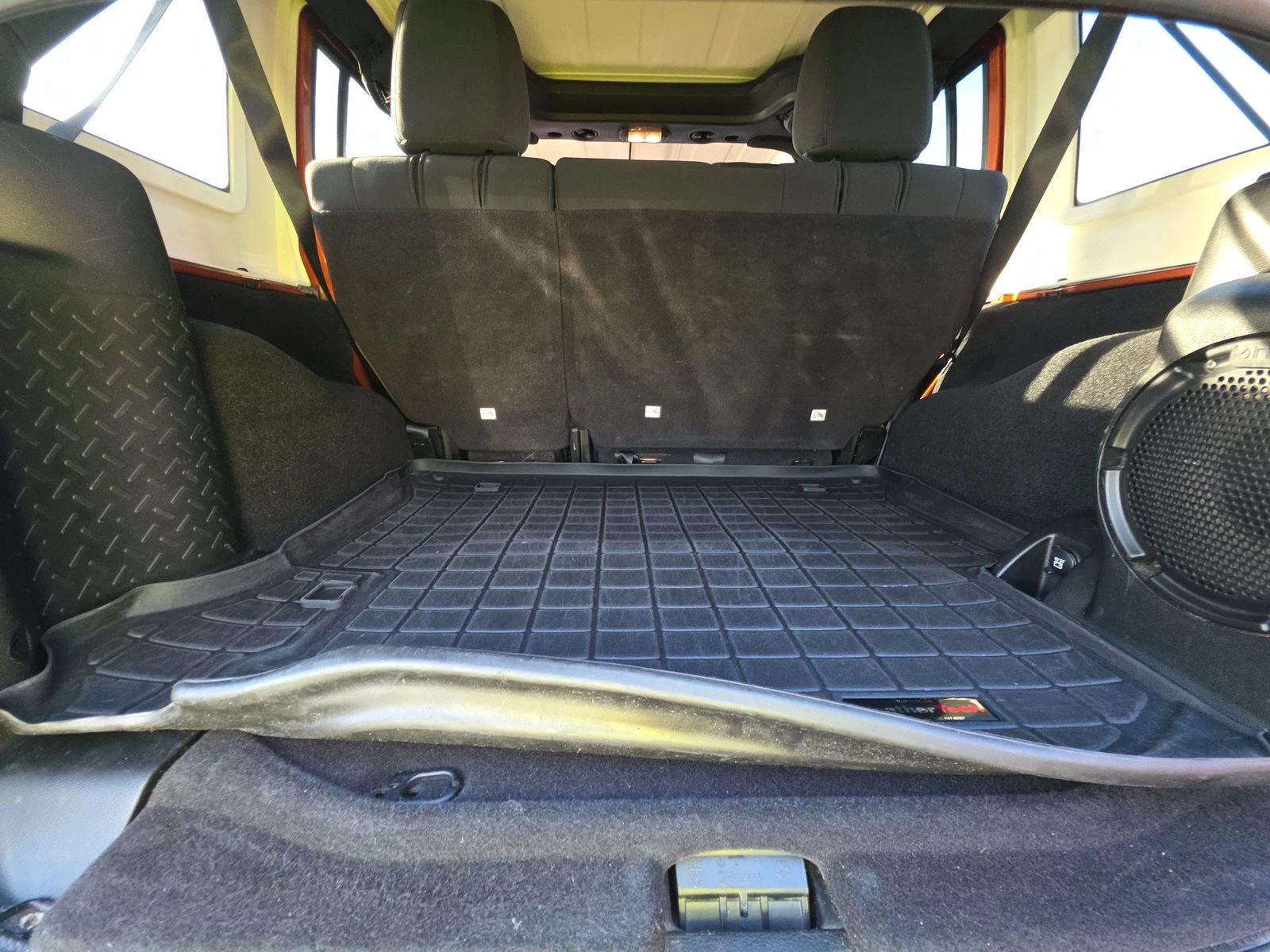 Jeep Wrangler UNLIMITED SAHARA*  * 3.8L | Mobile.bg   15