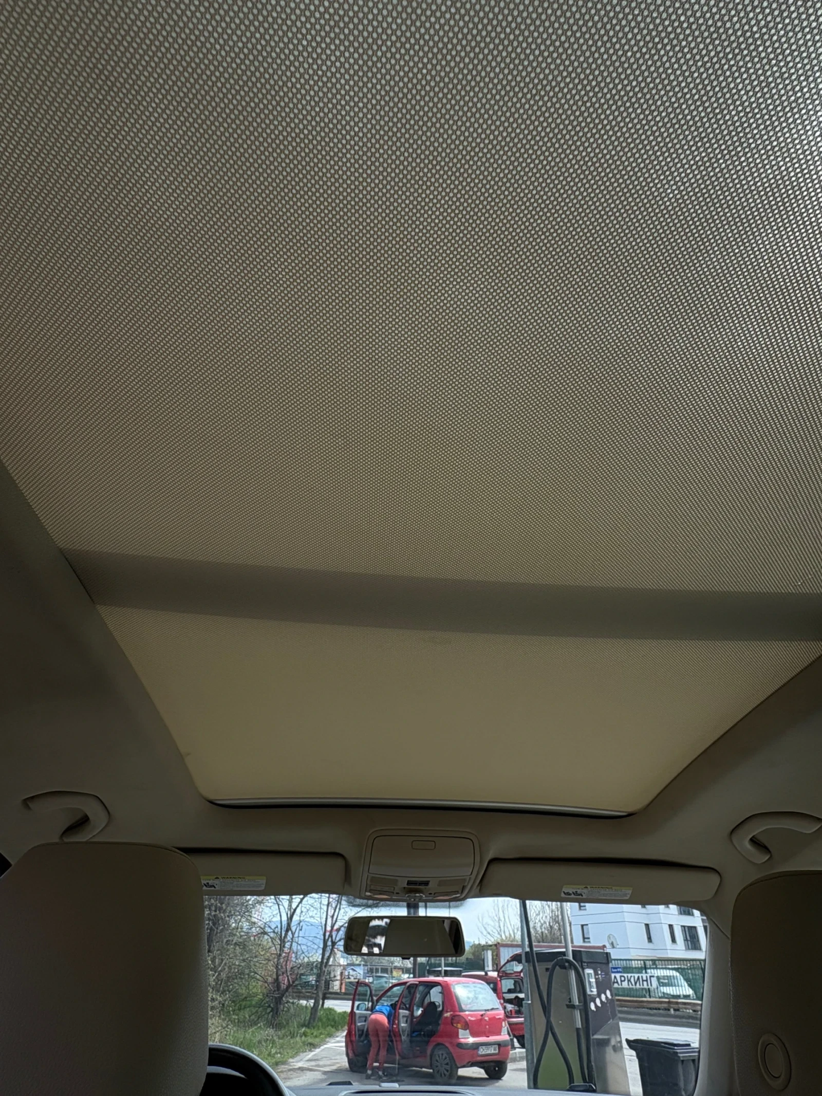 VW Tiguan 2.0T бензин, снимка 13 - Автомобили и джипове - 54152391