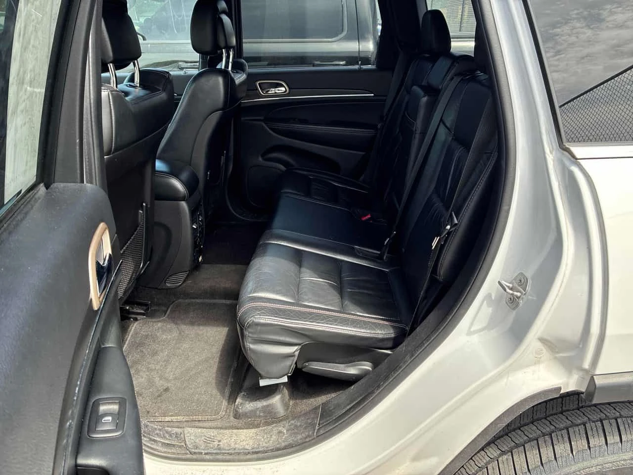 Jeep Grand cherokee * Limited * АВТОКРЕДИТ БЕЗ ПЪРВОНАЧАЛНА ВНОСКА*   , снимка 12 - Автомобили и джипове - 54668340