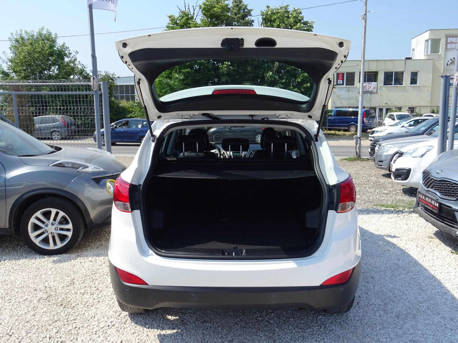 Hyundai IX35 1, 7crdi Comfort 2wd, снимка 4 - Автомобили и джипове - 55134399