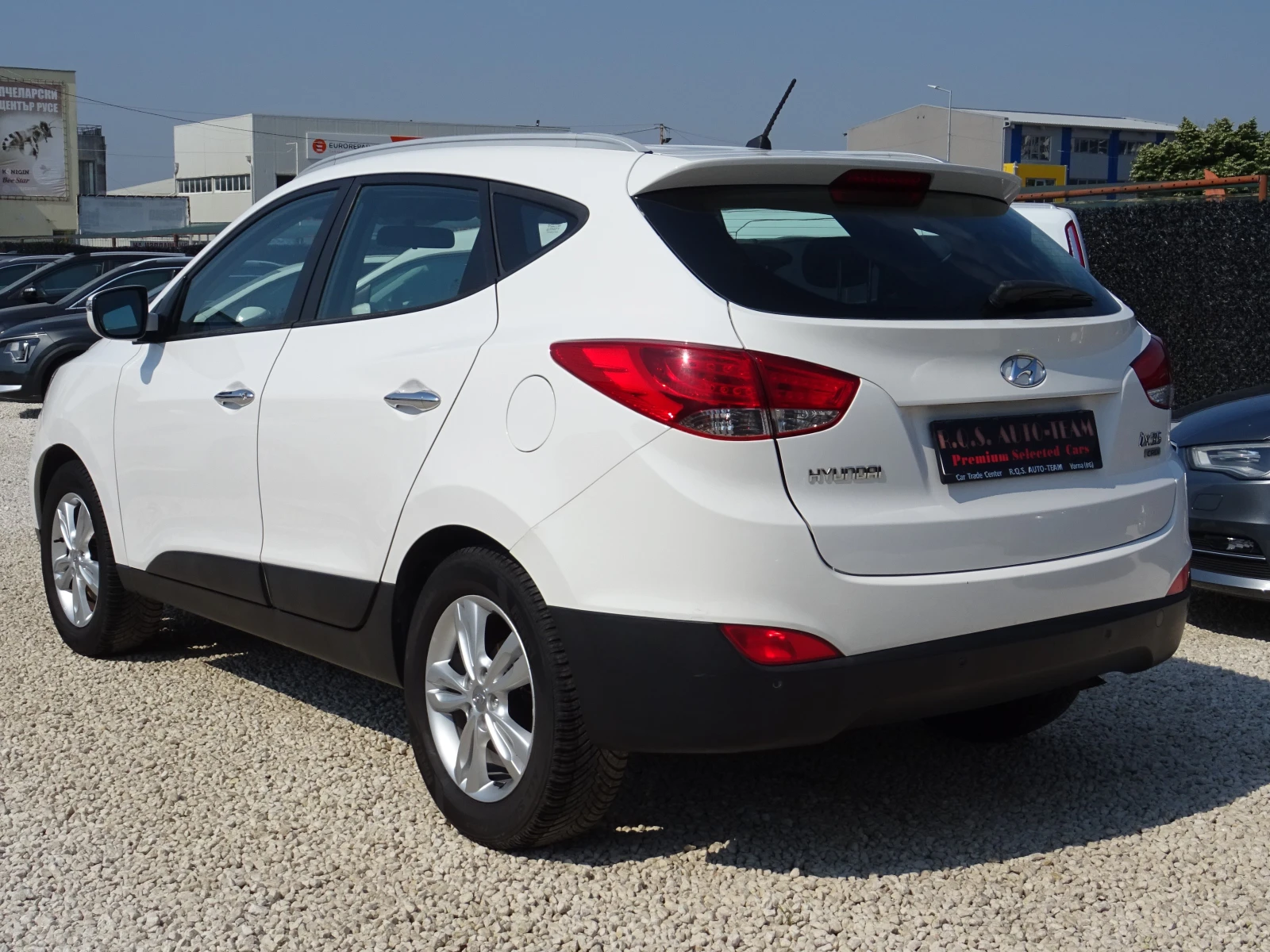 Hyundai IX35 1, 7crdi Comfort 2wd, снимка 3 - Автомобили и джипове - 55134399