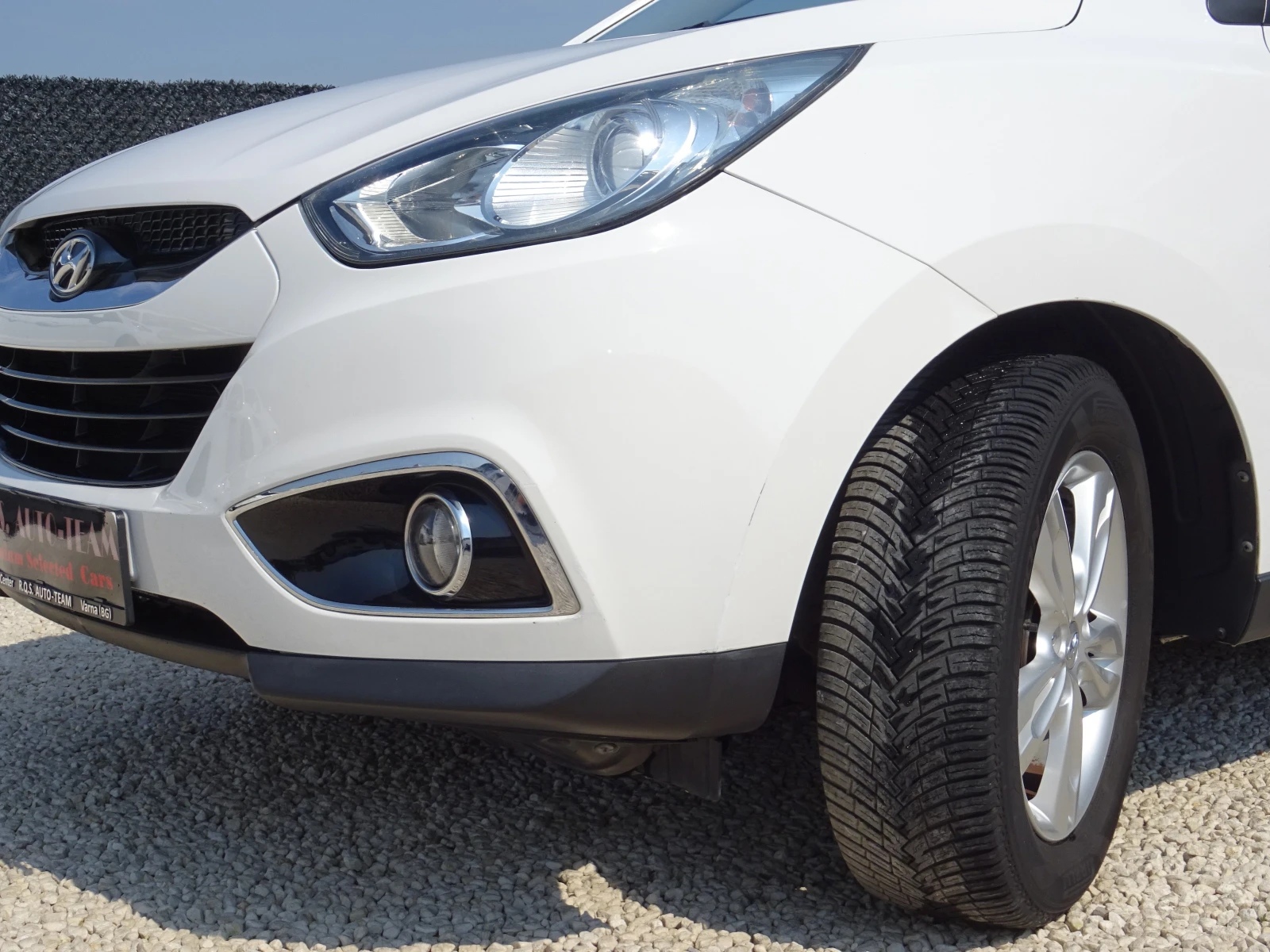 Hyundai IX35 1, 7crdi Comfort 2wd, снимка 17 - Автомобили и джипове - 55134399