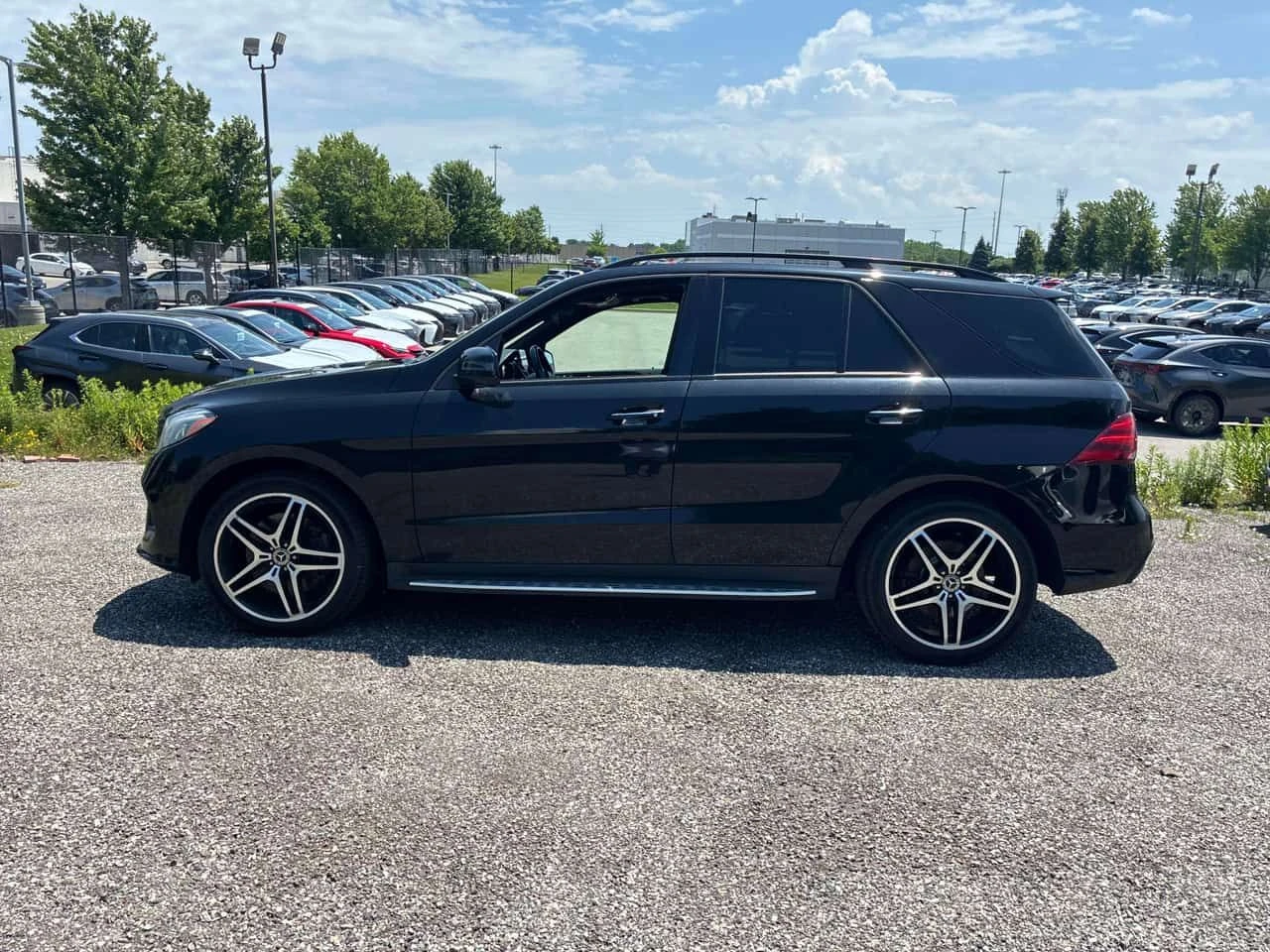 Mercedes-Benz GLE 400 * CARFAX * ОПЦИЯ ЗА ФИНАНСИРАНЕ, снимка 2 - Автомобили и джипове - 55190967