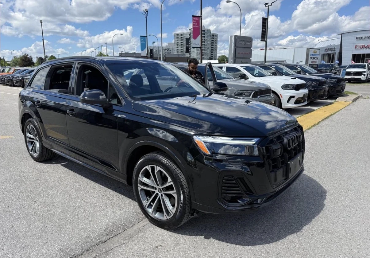 Audi Q7 55TFSI * FACE * AUDI PRE SENSE * 12K KM * 6+ 1 * 
