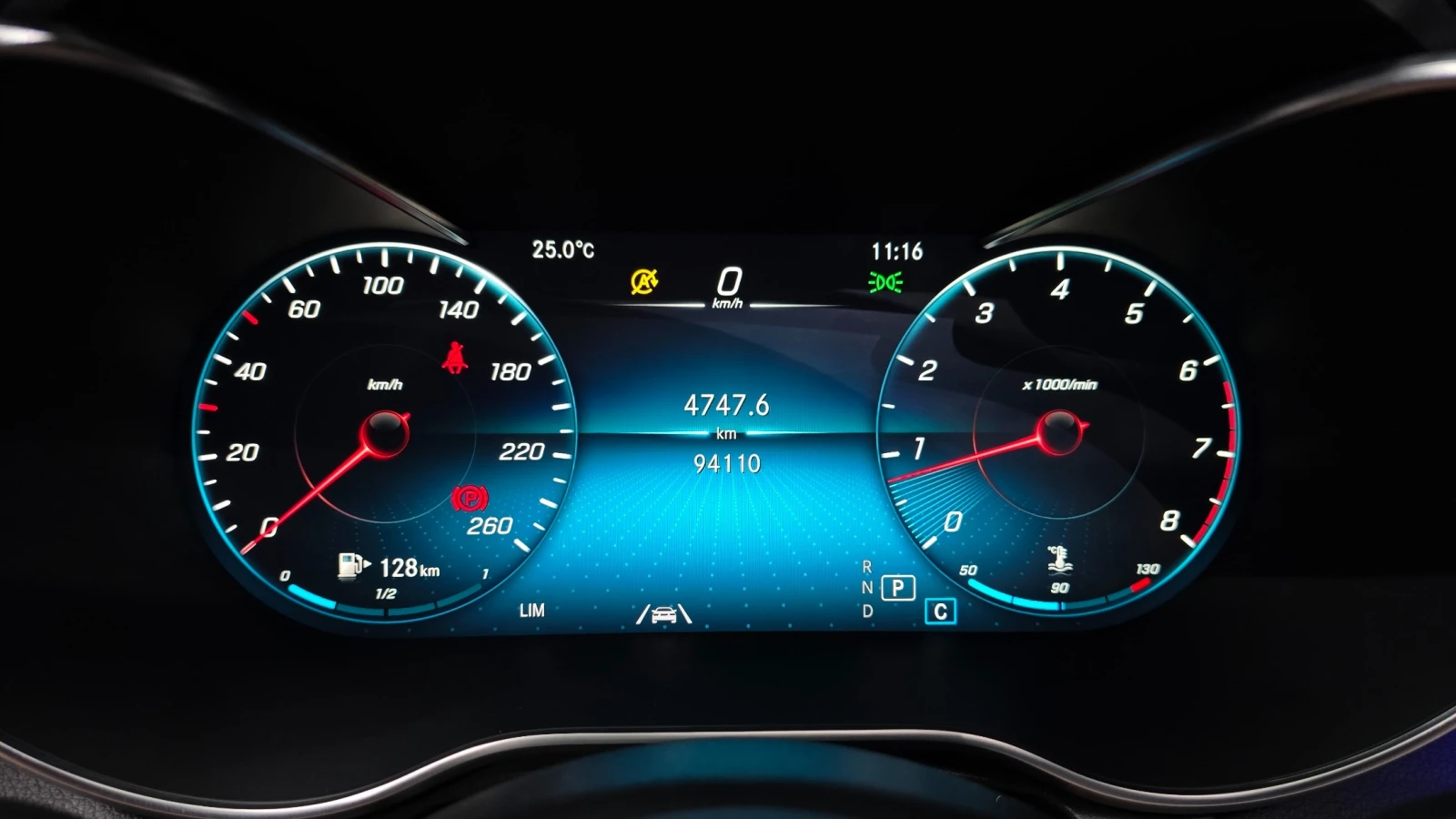 Mercedes-Benz GLC 300 4MATIC, снимка 6 - Автомобили и джипове - 55654986