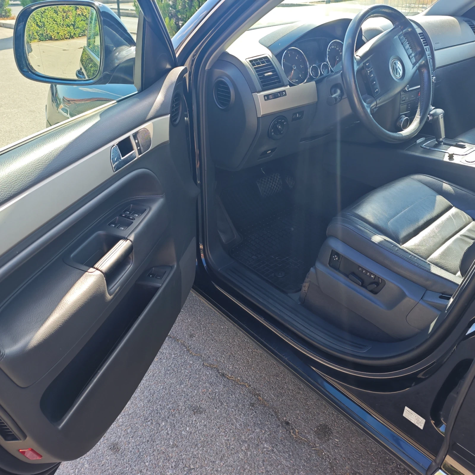 VW Touareg 3.0 TDI 239к.с., снимка 7 - Автомобили и джипове - 55981790