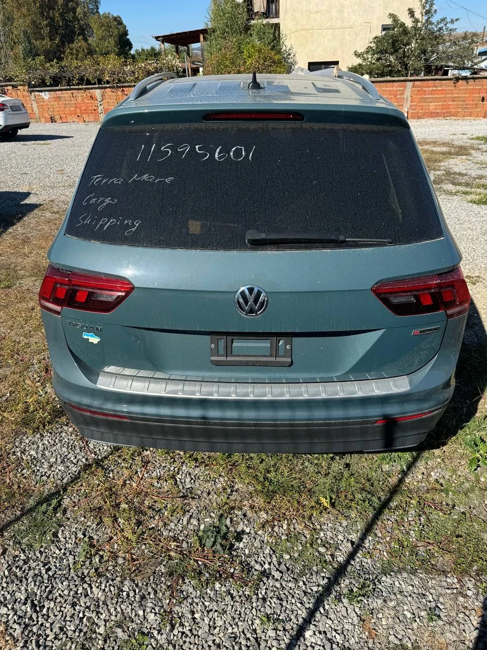 VW Tiguan, снимка 9 - Автомобили и джипове - 56207597