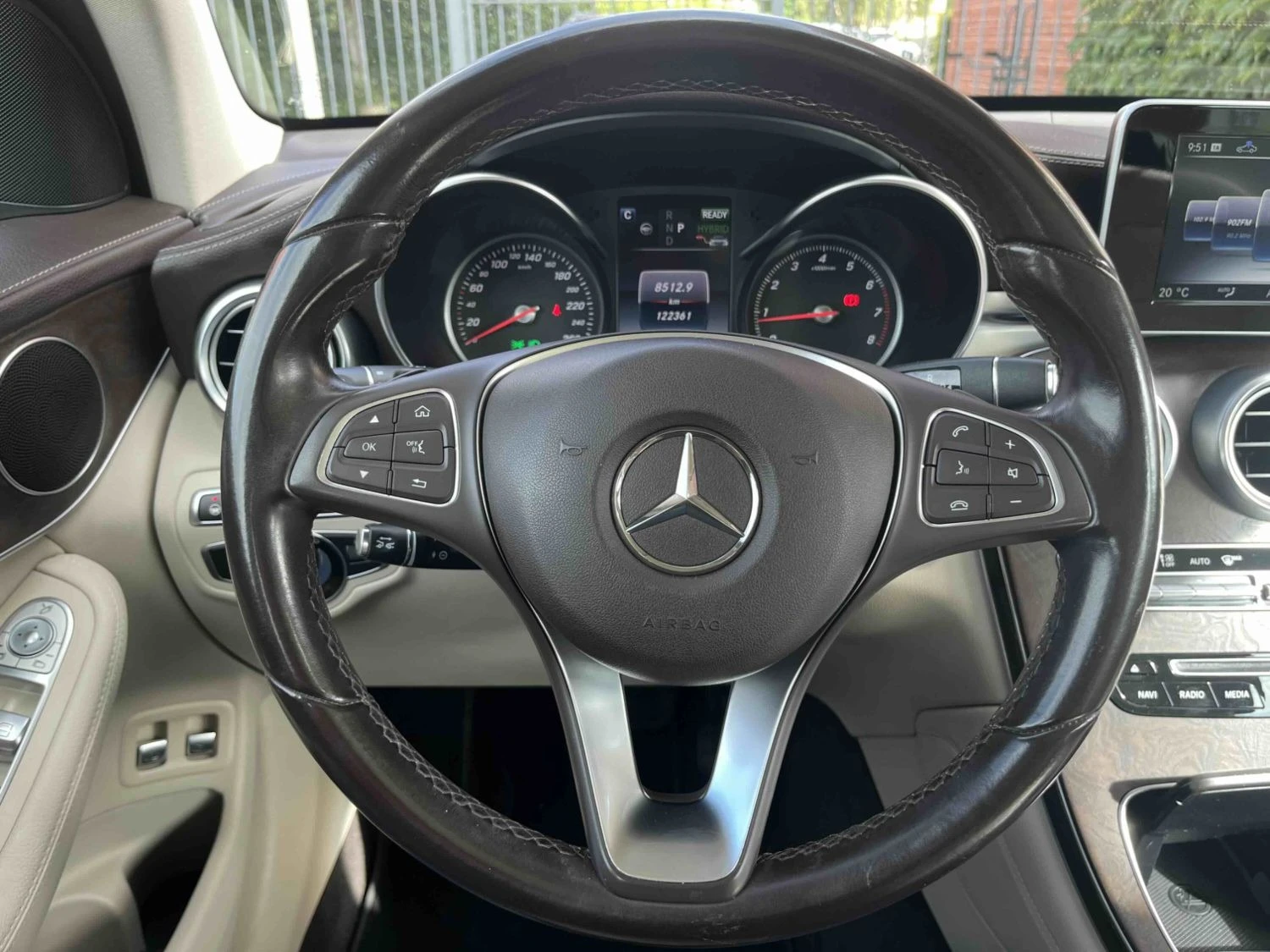 Mercedes-Benz GLC 350 350 e 4 Matic, снимка 11 - Автомобили и джипове - 56373614