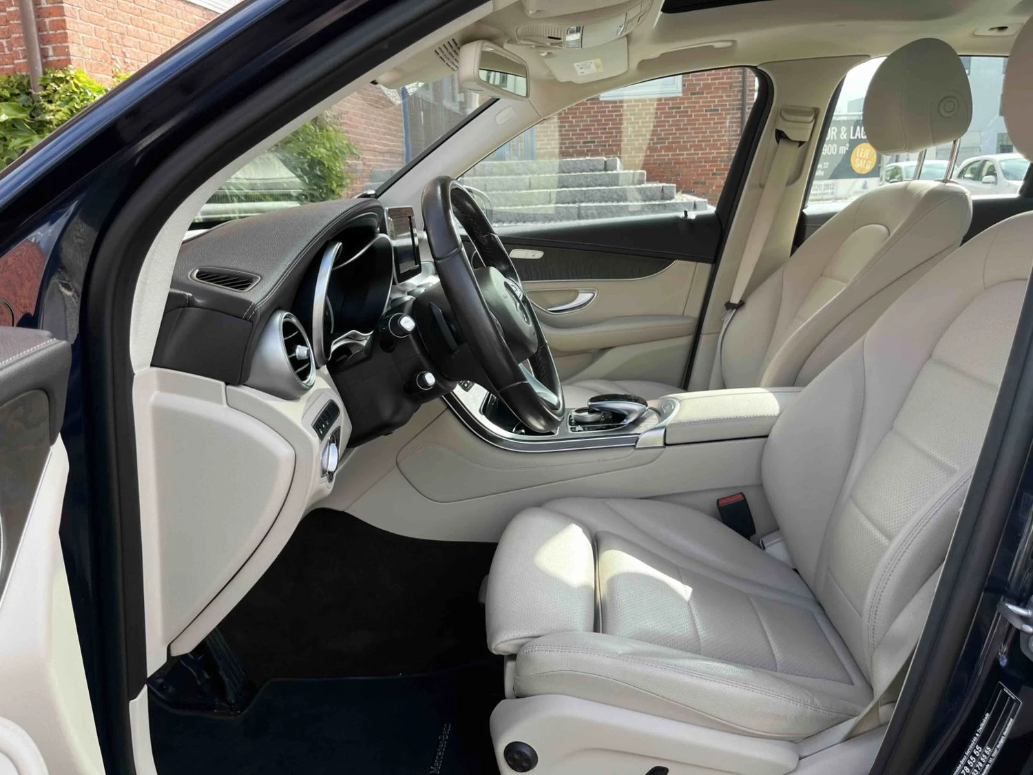 Mercedes-Benz GLC 350 350 e 4 Matic, снимка 7 - Автомобили и джипове - 56373614