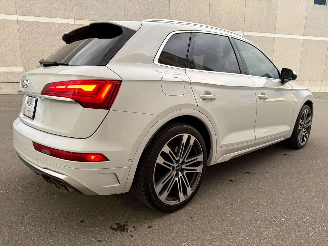 Audi SQ5 / TECHNIK / БЕЗ ИНЦИДЕНТИ / ДИСТРОНИК, снимка 8 - Автомобили и джипове - 56571624