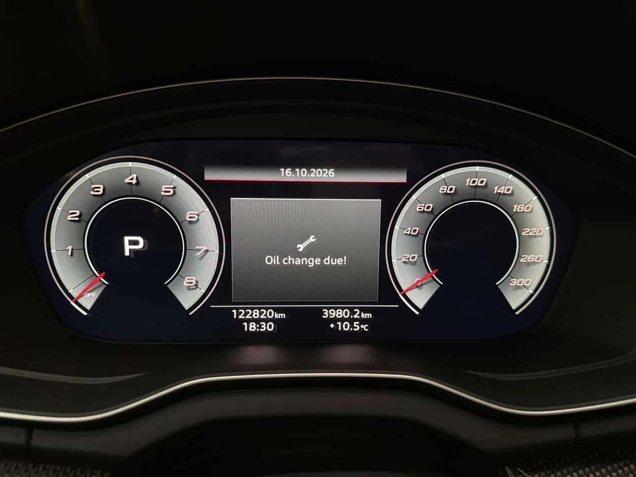Audi SQ5 / TECHNIK / БЕЗ ИНЦИДЕНТИ / ДИСТРОНИК, снимка 12 - Автомобили и джипове - 56571624
