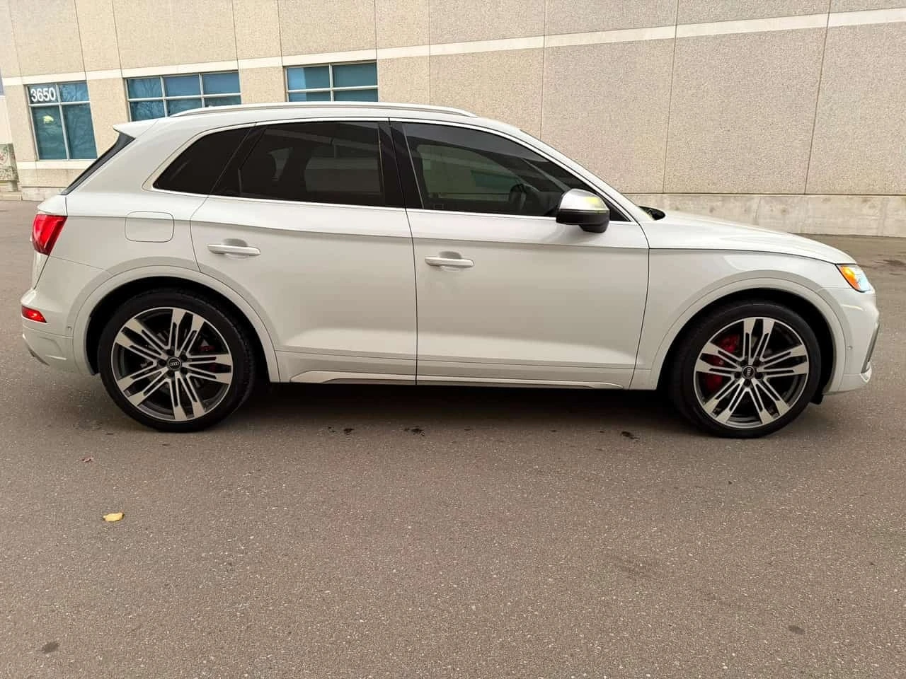 Audi SQ5 / TECHNIK / БЕЗ ИНЦИДЕНТИ / ДИСТРОНИК, снимка 3 - Автомобили и джипове - 56571624