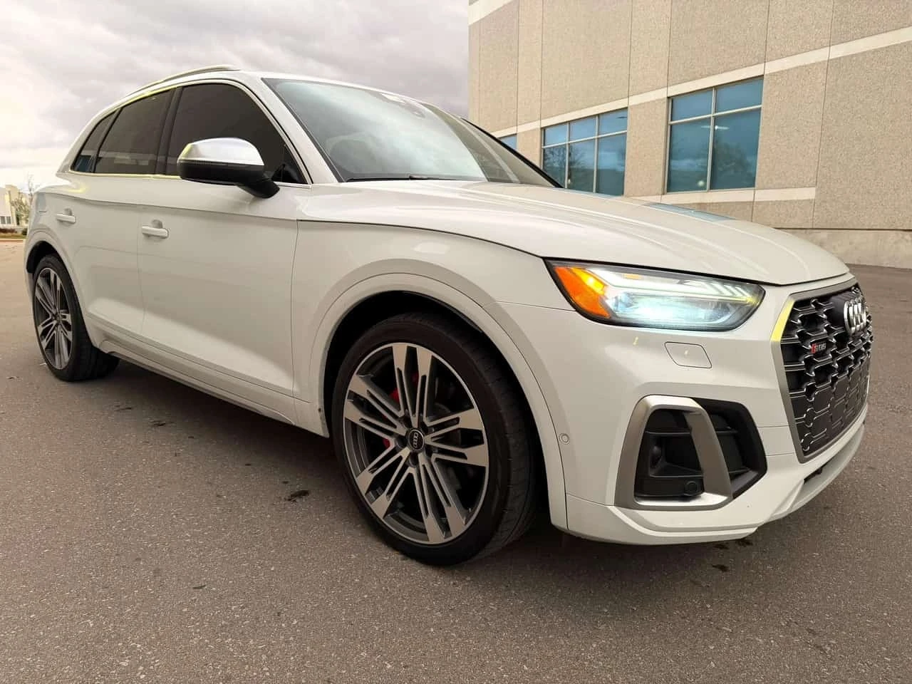 Audi SQ5 / TECHNIK / БЕЗ ИНЦИДЕНТИ / ДИСТРОНИК, снимка 9 - Автомобили и джипове - 56571624