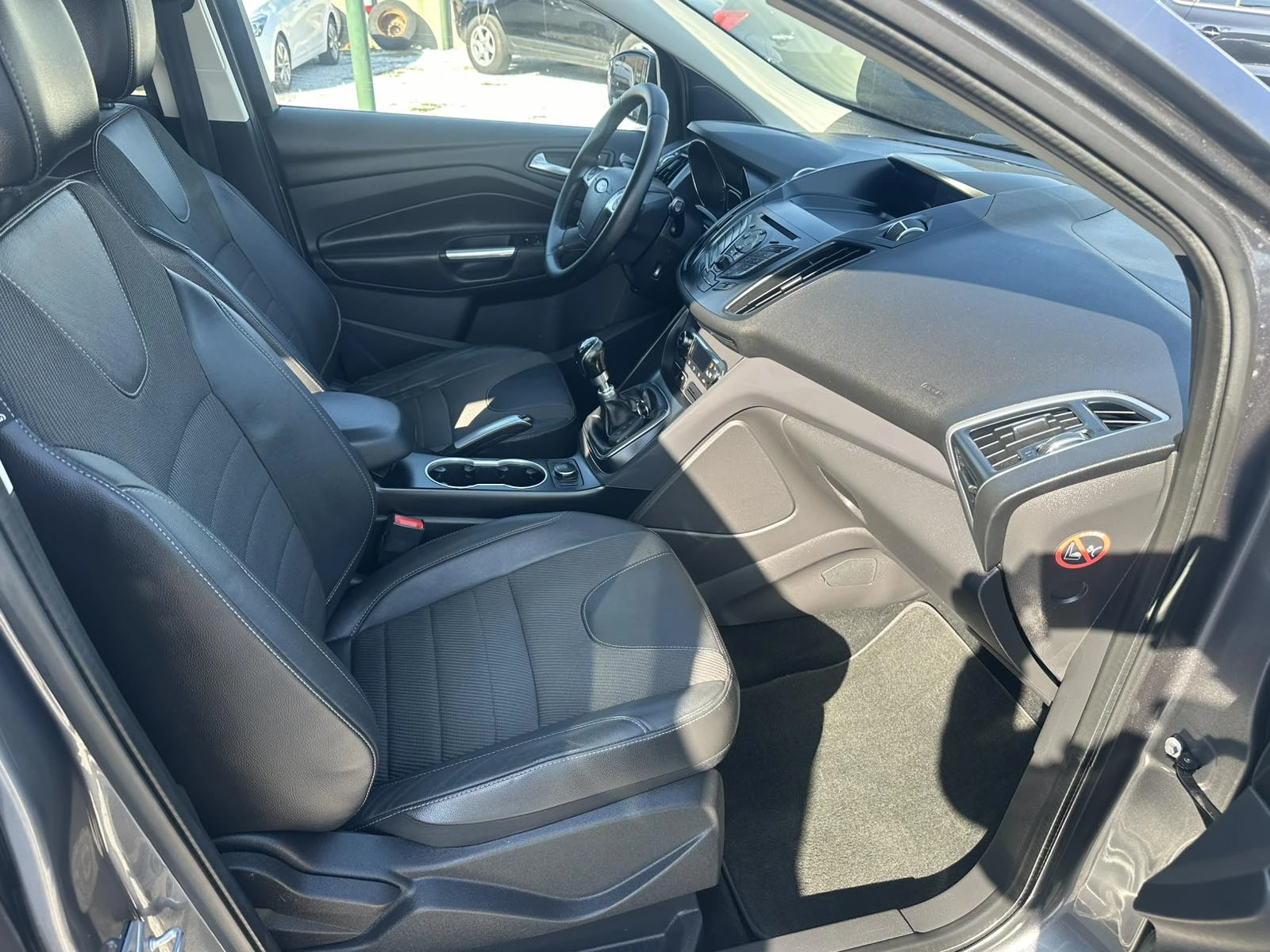 Ford Kuga 2.0TDCI* Titanium* KEYLESS | Mobile.bg � ����������� 9