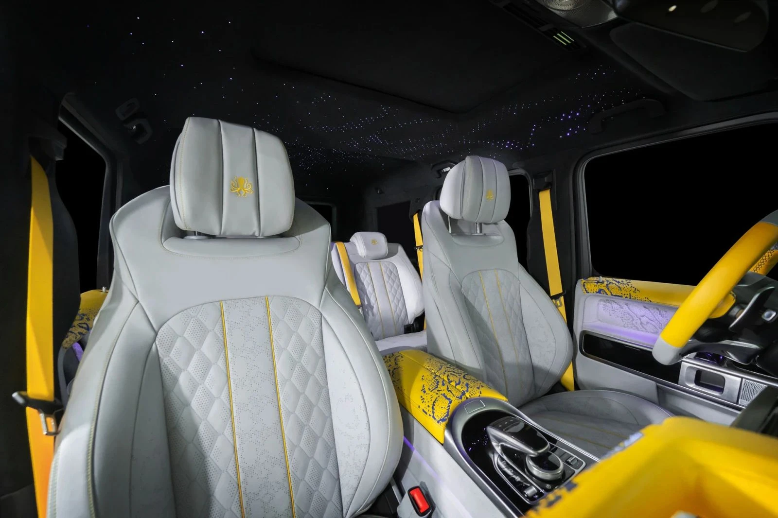 Mercedes-Benz G 63 AMG, снимка 11 - Автомобили и джипове - 56724235