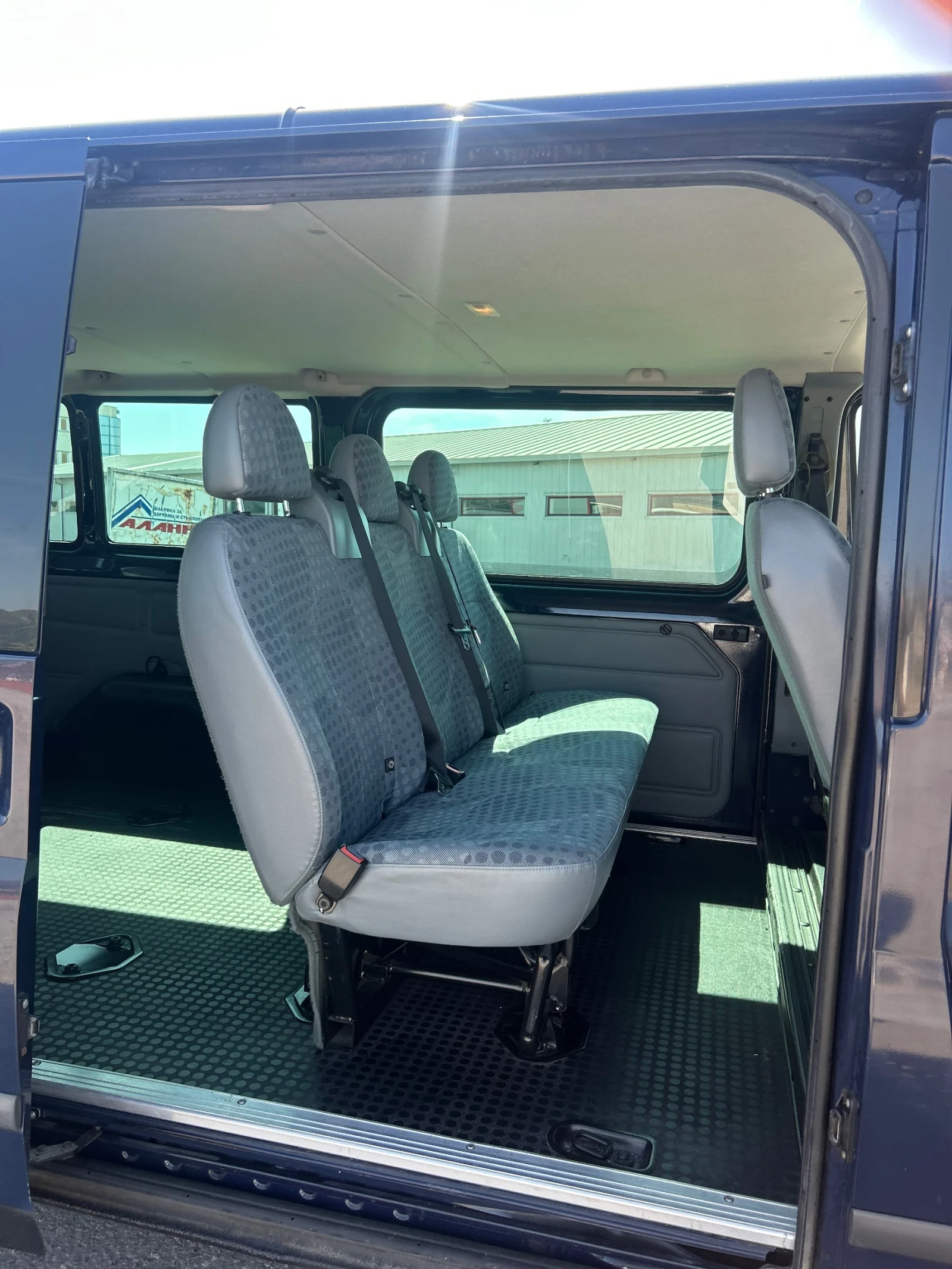 Ford Transit TREND 2.2TDCI 115ps 6ск Пътнически ТОП, снимка 16 - Бусове и автобуси - 54459445