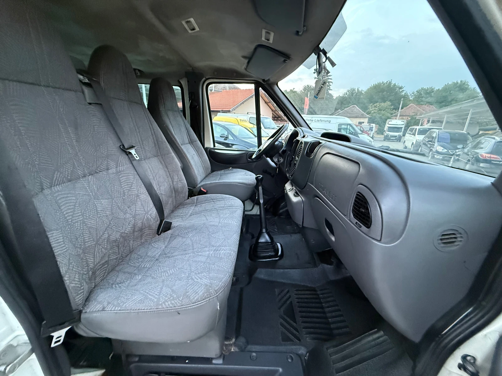 Ford Transit 2.0TDI КЛИМАТИК, снимка 10 - Бусове и автобуси - 55662945