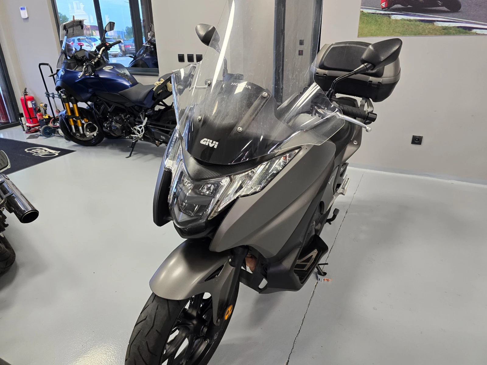 Honda Integra 750ie, ABS-Led, 2017г. - изображение 8
