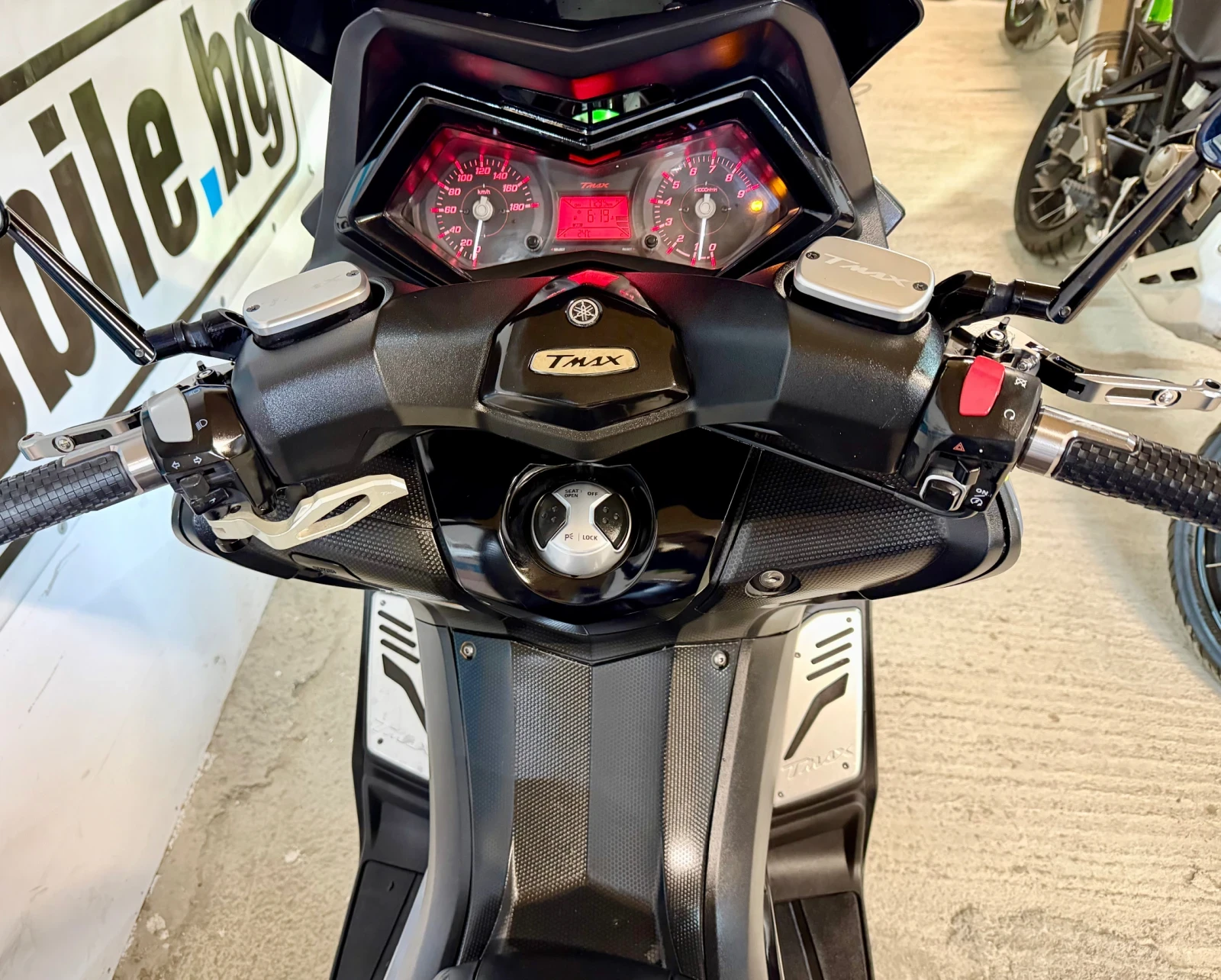 Yamaha T-max 530i ABS LED TERMIGNONI, снимка 7 - Мотоциклети и мототехника - 56168111