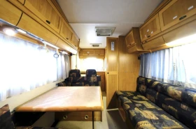Кемпер HYMER / ERIBA CAMP SWING 544 6 места спане 5 места сядане, снимка 8 - Каравани и кемпери - 53623057