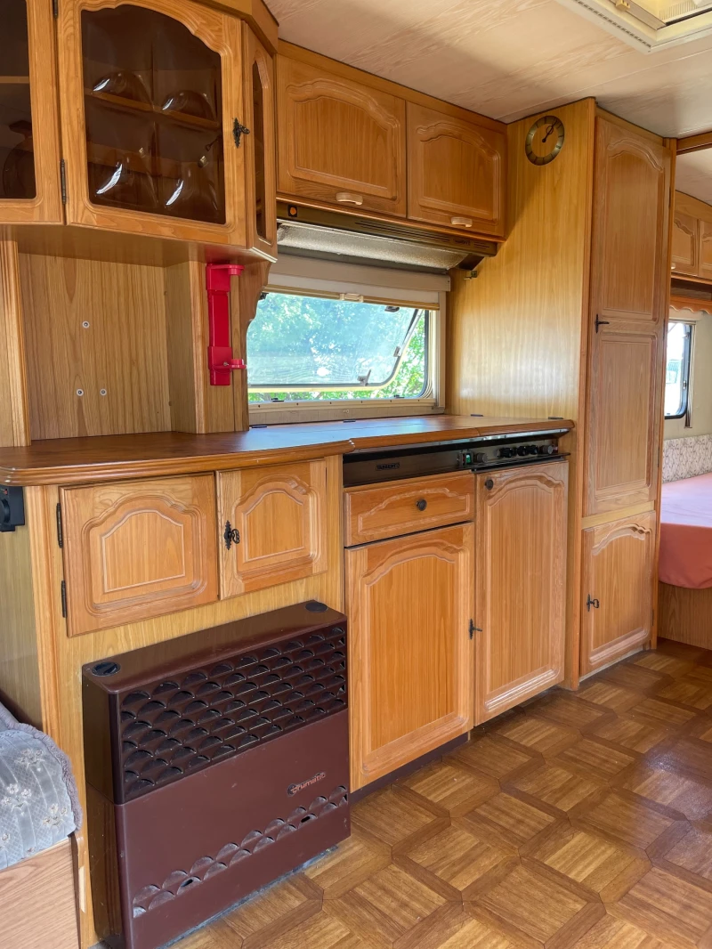 Каравана Tabbert Contesse, снимка 14 - Каравани и кемпери - 51850799