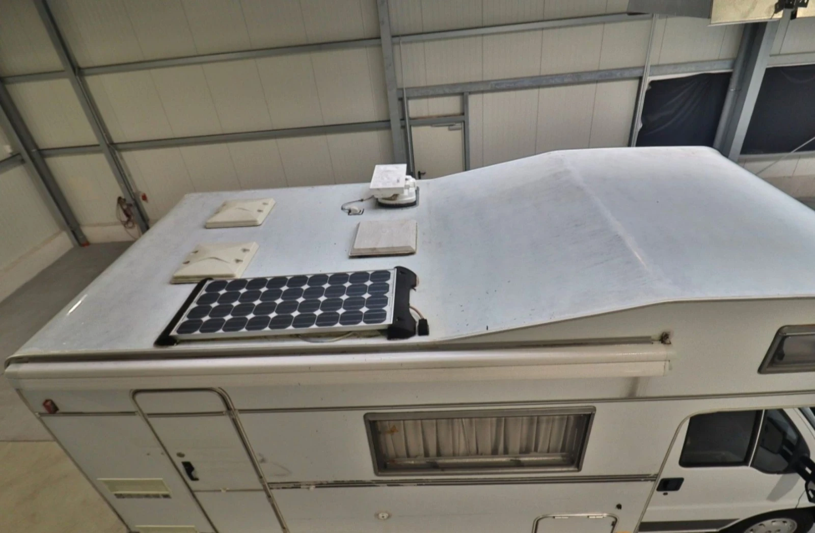 Кемпер HYMER / ERIBA CAMP SWING 544 6 места спане 5 места сядане - изображение 4