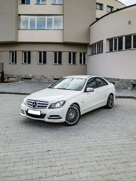 Mercedes-Benz C 350 * ФУЛ ЕКСТРИ * СМЕНЕНА ВЕРИГА * , снимка 1