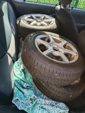     Toyota Yaris 2003