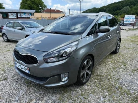 ������ Kia Carens
