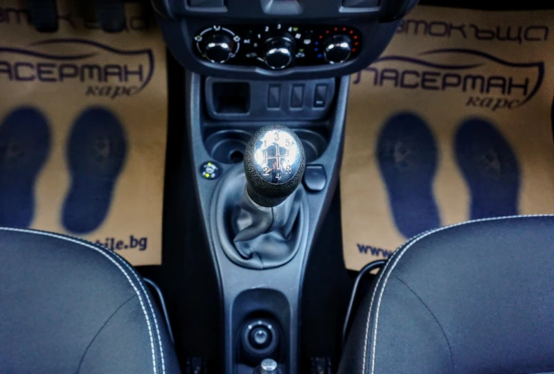 Dacia Duster 1.6I GPL LAUREATE  , снимка 9 - Автомобили и джипове - 45528149