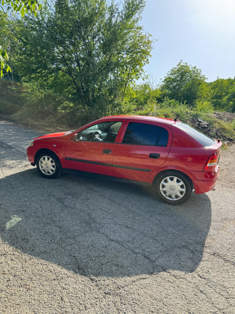 Opel Astra 1.6 75, снимка 5 - Автомобили и джипове - 46448816