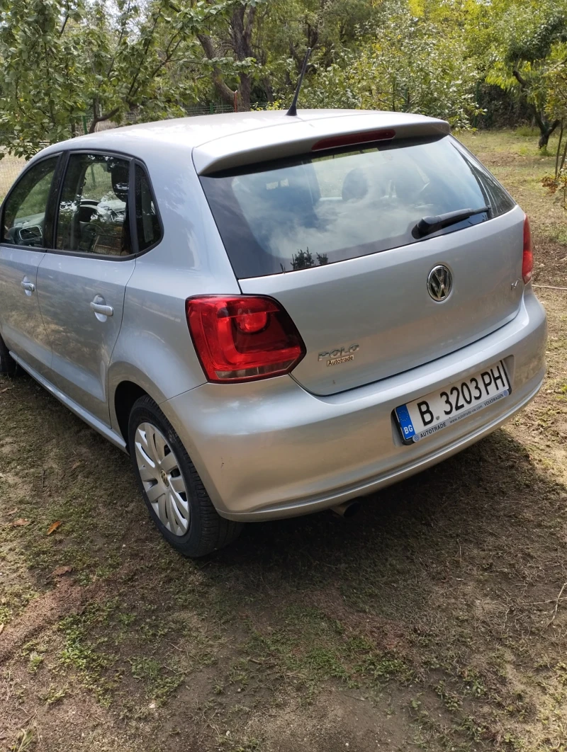 VW Polo, снимка 8 - Автомобили и джипове - 47240733