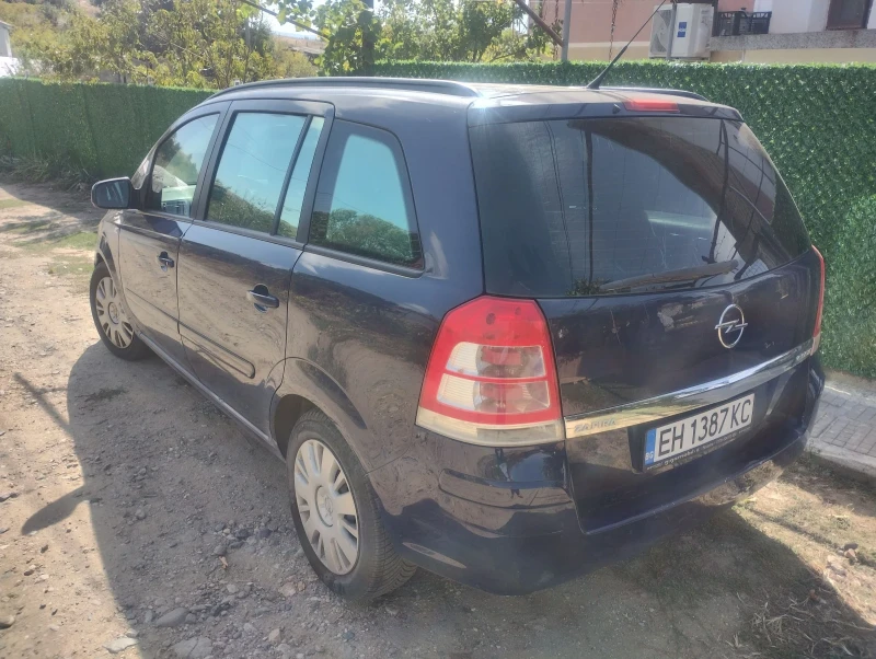 Opel Zafira 1.7, снимка 5 - Автомобили и джипове - 48425208