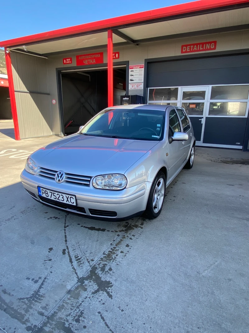 VW Golf 1.9 TDI, снимка 1 - Автомобили и джипове - 47671187