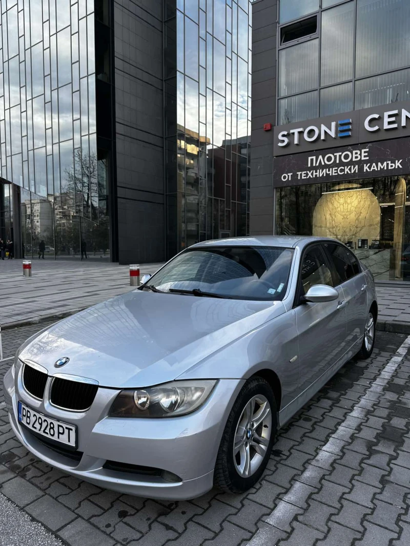 BMW 318 i, снимка 1 - Автомобили и джипове - 48815003