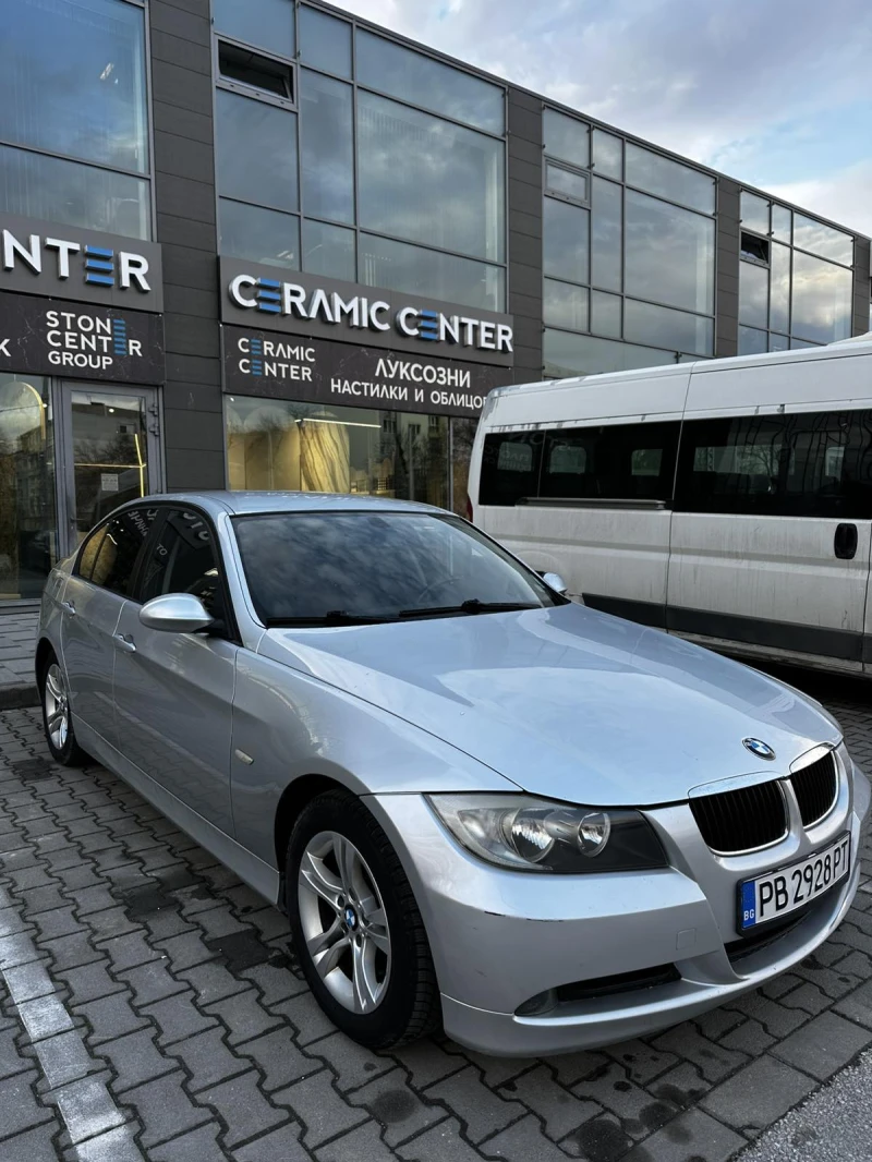 BMW 318 i, снимка 2 - Автомобили и джипове - 48815003