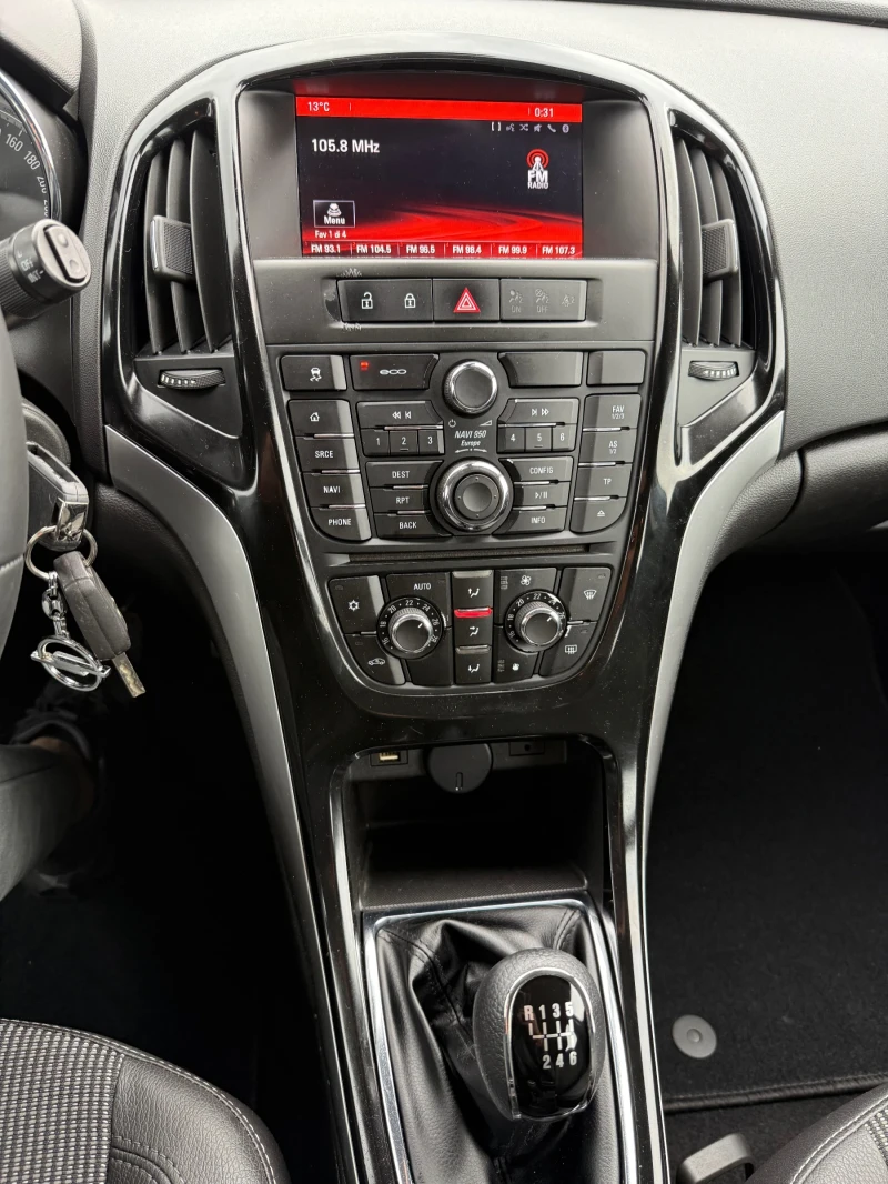 Opel Astra 1.6 CDTI EURO6, снимка 12 - Автомобили и джипове - 50424577